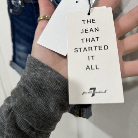 7 For All Mankind Girl's Distressed Cuffed Bermuda Denim‎ Jean Shorts size 5 - Picture 6 of 9